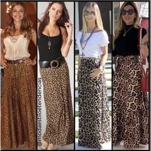 Jaeger - Silk Skirt